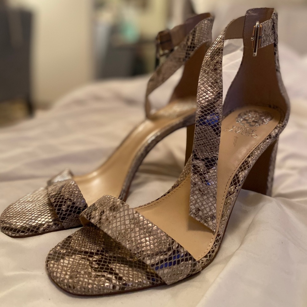 Vince Camuto Snakeskin heels